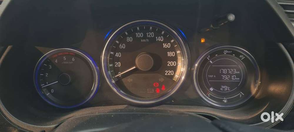 Honda City 2015-2017 I Dtec Vx Option, 2016