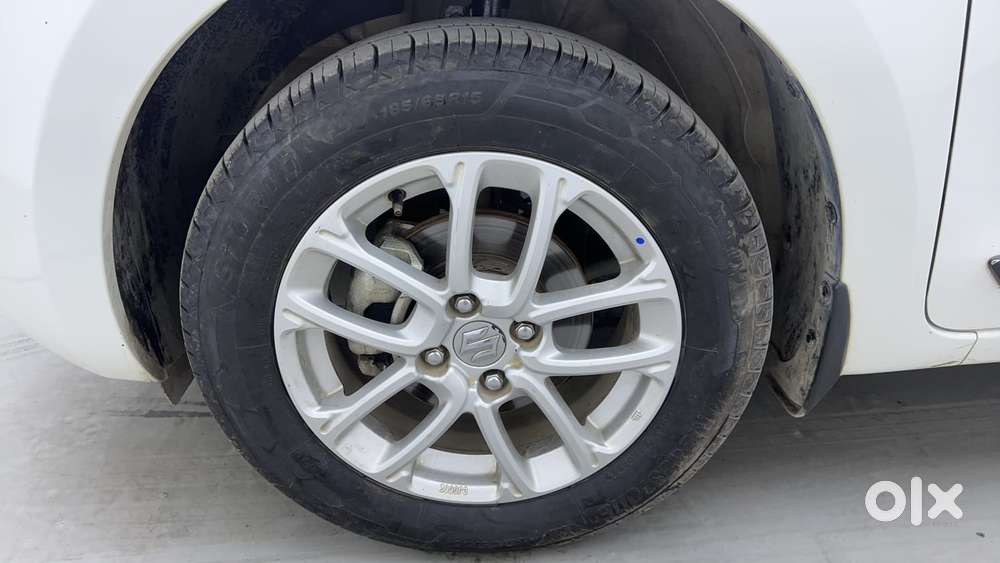 Maruti Suzuki Swift 1.3 Zxi, 2021, Petrol