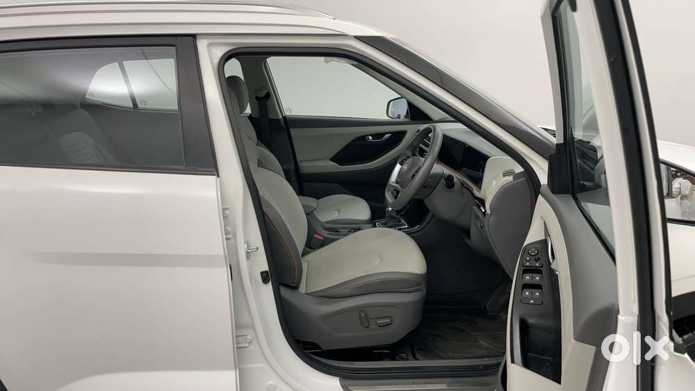 Hyundai Creta 1.5 Sx (o) Ivt Petrol, 2025, Petrol