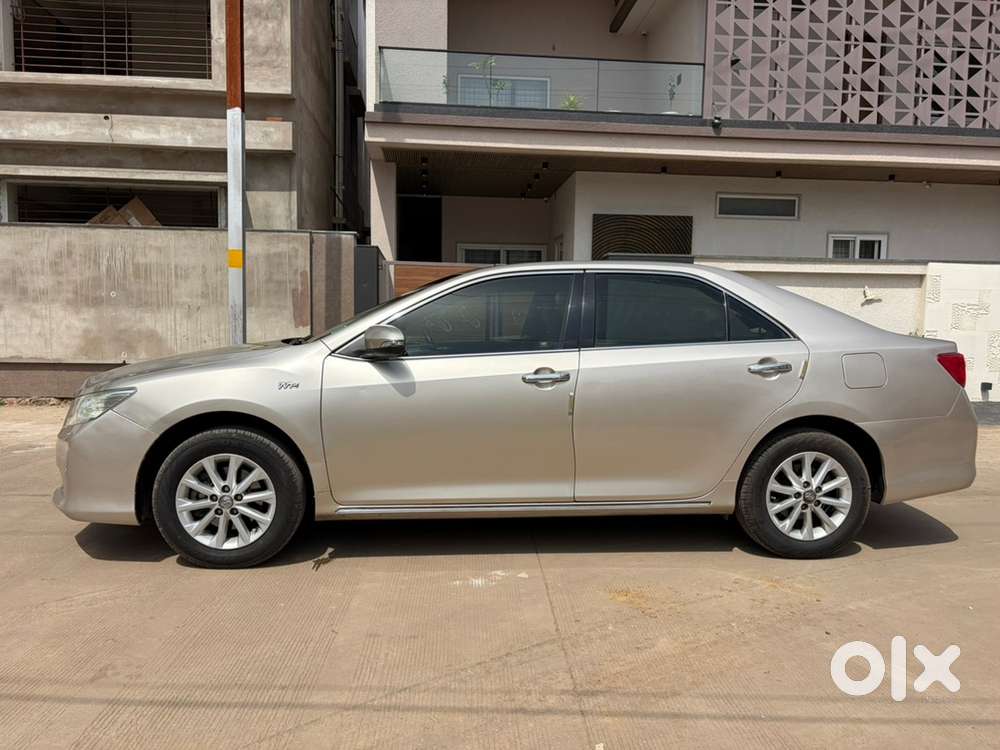 Toyota Camry Petrol 2012