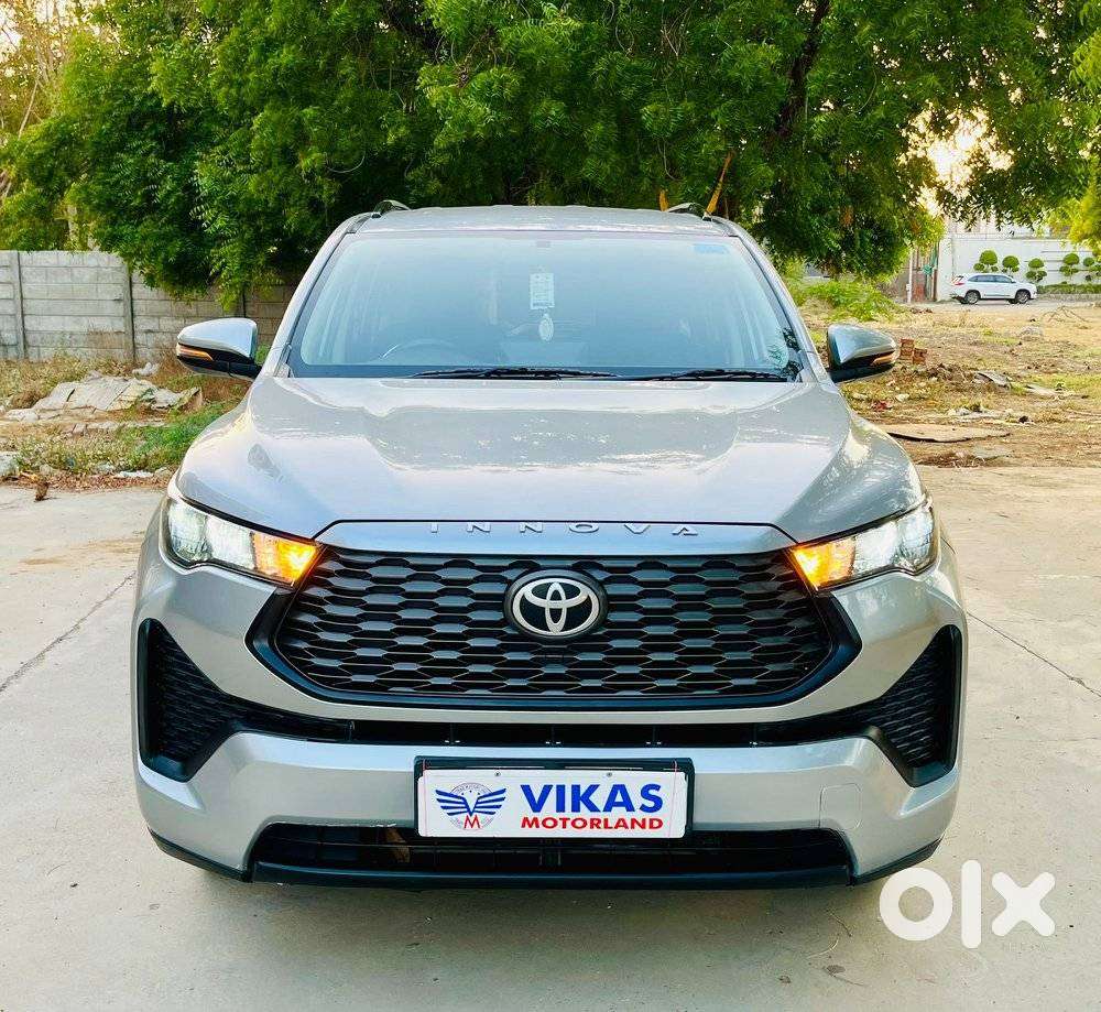 Toyota Innova Hycross 2.0 Gx 7 Str, 2023, Petrol