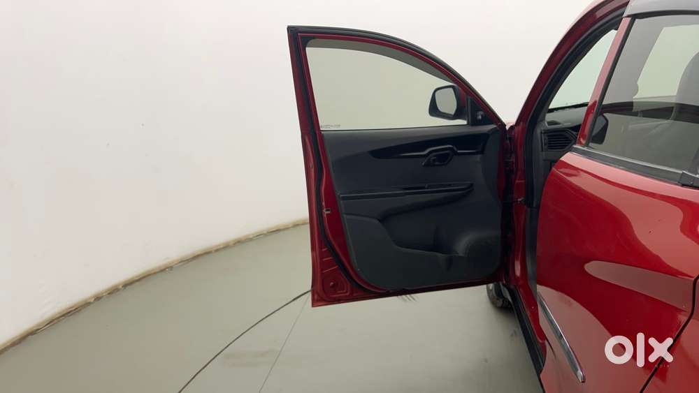Mahindra Kuv100 Nxt 1.2 K4 Plus Diesel 6 Str, 2018, Petrol