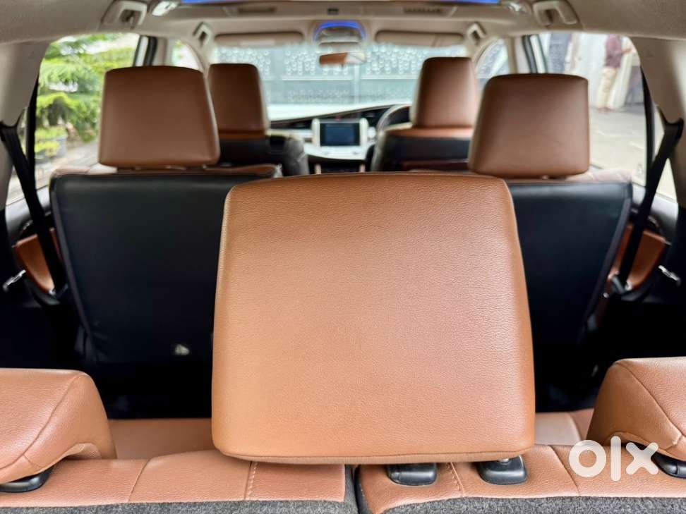 Toyota Innova Crysta 2.8 Zx At, 2017, Diesel