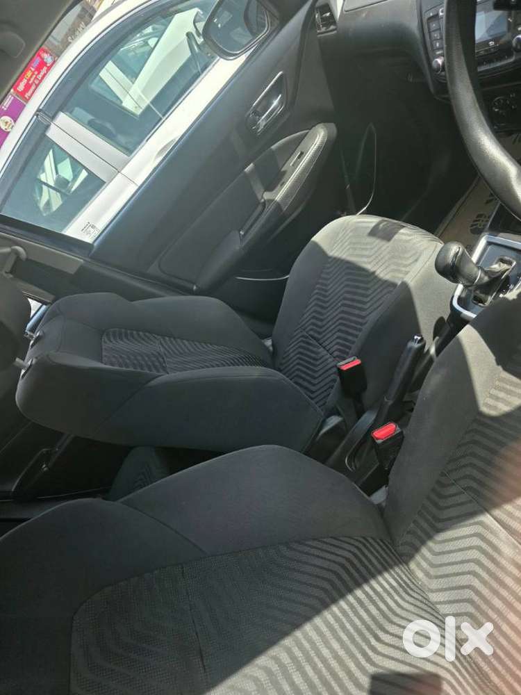 Maruti Suzuki Swift Amt Vxi, 2018, Petrol