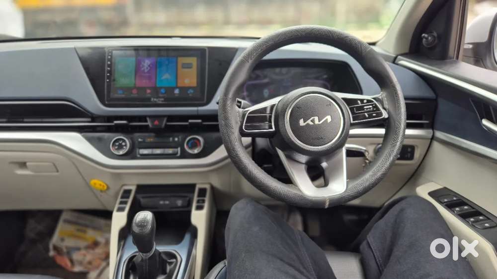 Kia Carens 1.5 Premium 7 Str, 2023, Petrol