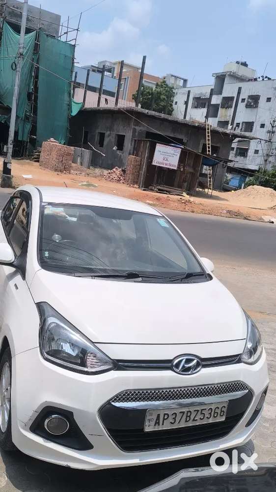 Hundai Xcent