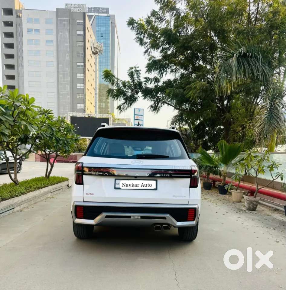 Hyundai Alcazar Signature (o) 6 Str 1.5 Petrol Dct, 2026, Petrol