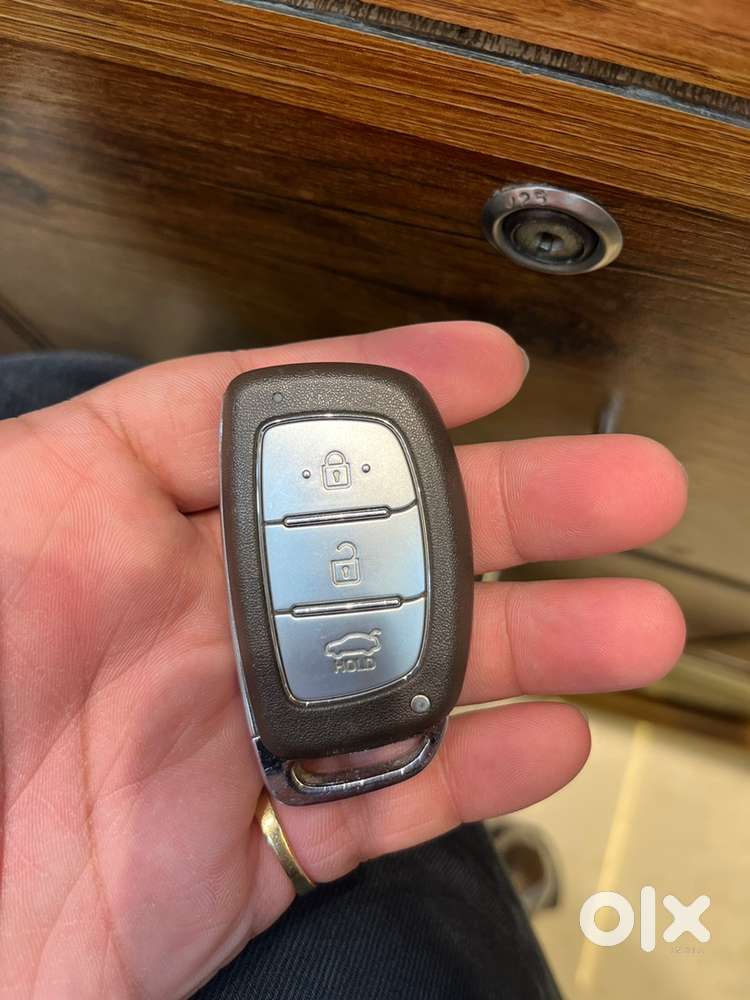 Hyundai Xcent 2016 Sx(o) Keyless Entry