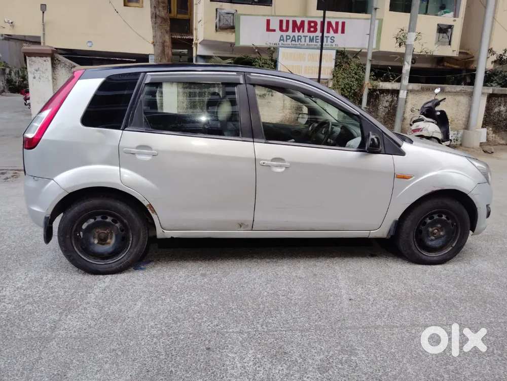 Ford Figo Diesel Zxi 2011