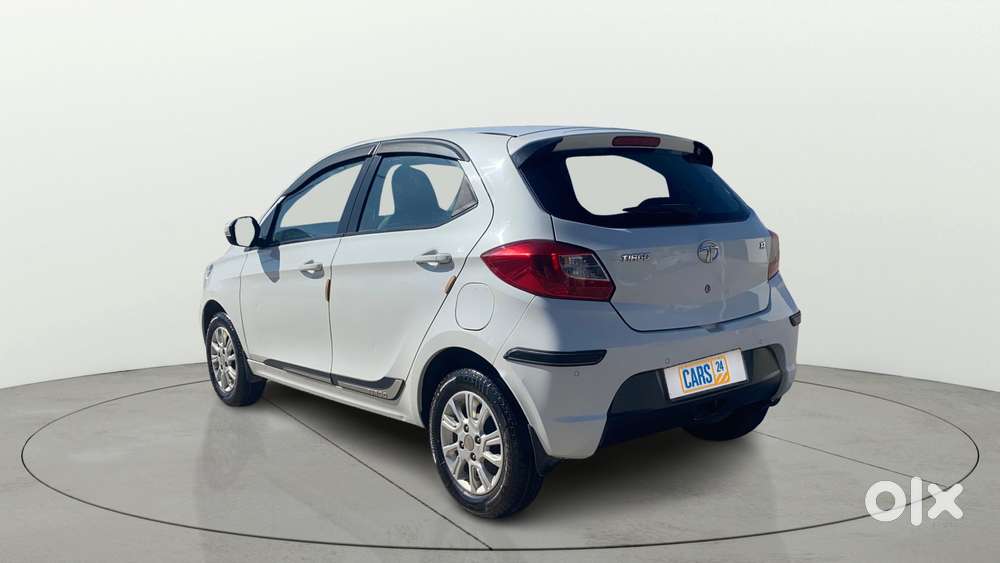 Tata Tiago 1.2 Revotron Xz, 2017, Petrol