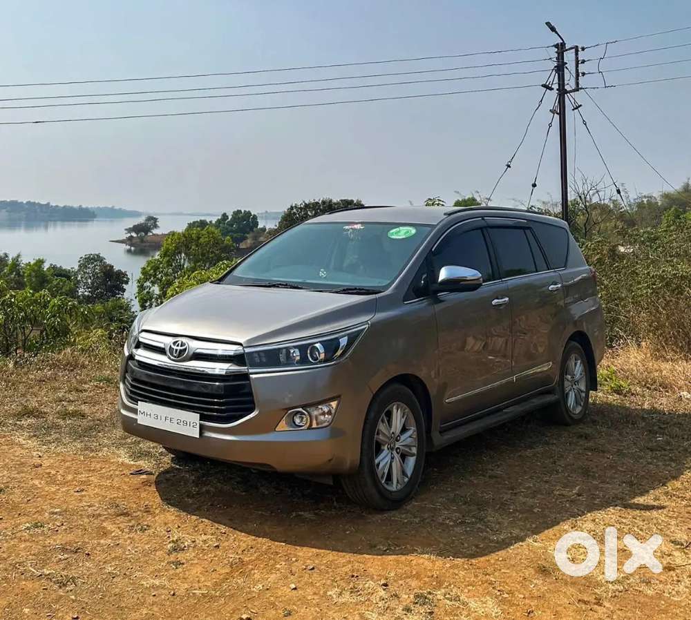Toyota Innova Crysta 2019 Diesel 117890 Km Driven