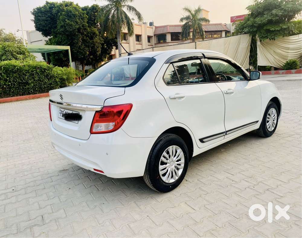 Maruti Suzuki Dzire 1.2 Vxi Cng, 2024, Petrol