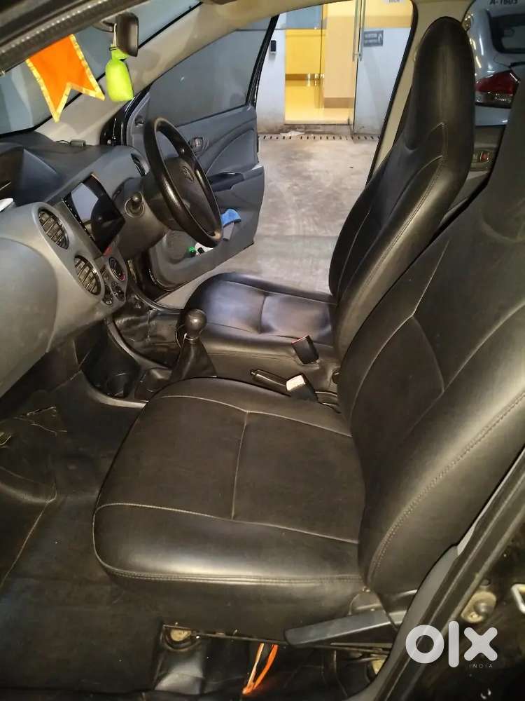 Toyota Etios Liva Petrol 2012