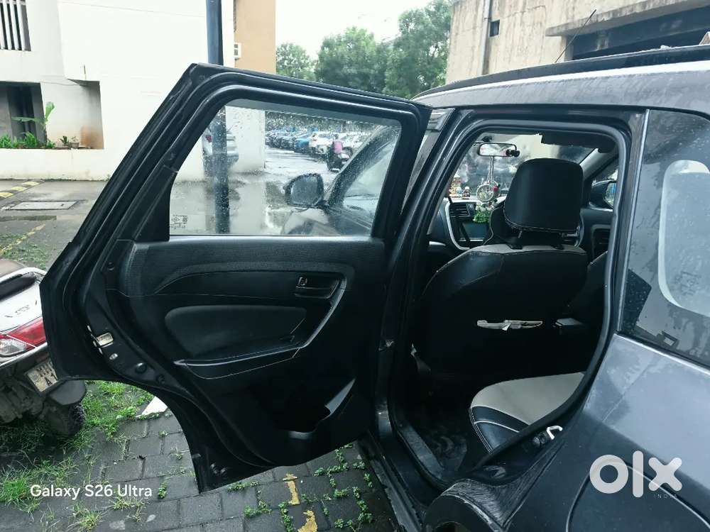 Maruti Suzuki Brezza 2021 Smart Hybrid Automatic 66147 Km Driven