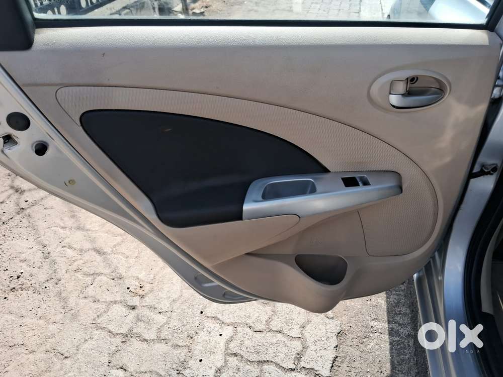 Toyota Etios 1.5 V, 2017, Petrol