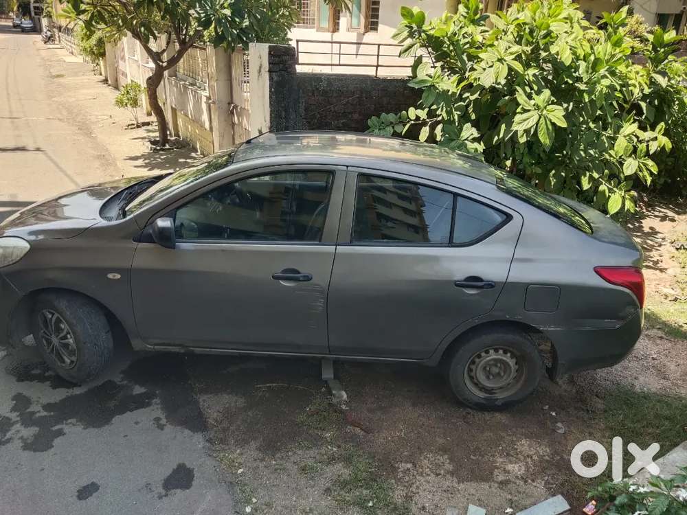 Nissan Sunny  2012 Petrol+cng