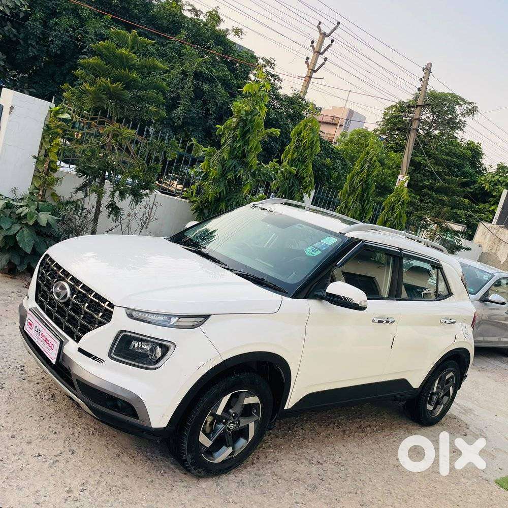 Hyundai Venue Sx Plus Turbo Dct, 2020, Petrol