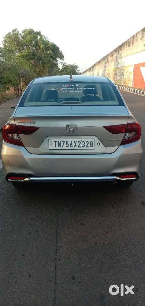 Honda Amaze 2023 Petrol 33650 Km Driven, Spare Wheel No, Insurance No