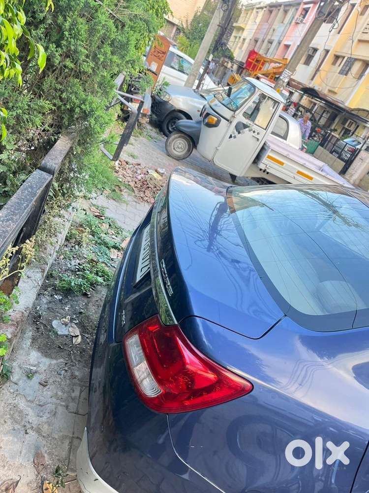 Maruti Suzuki Dzire 2018 Petrol Well Maintained