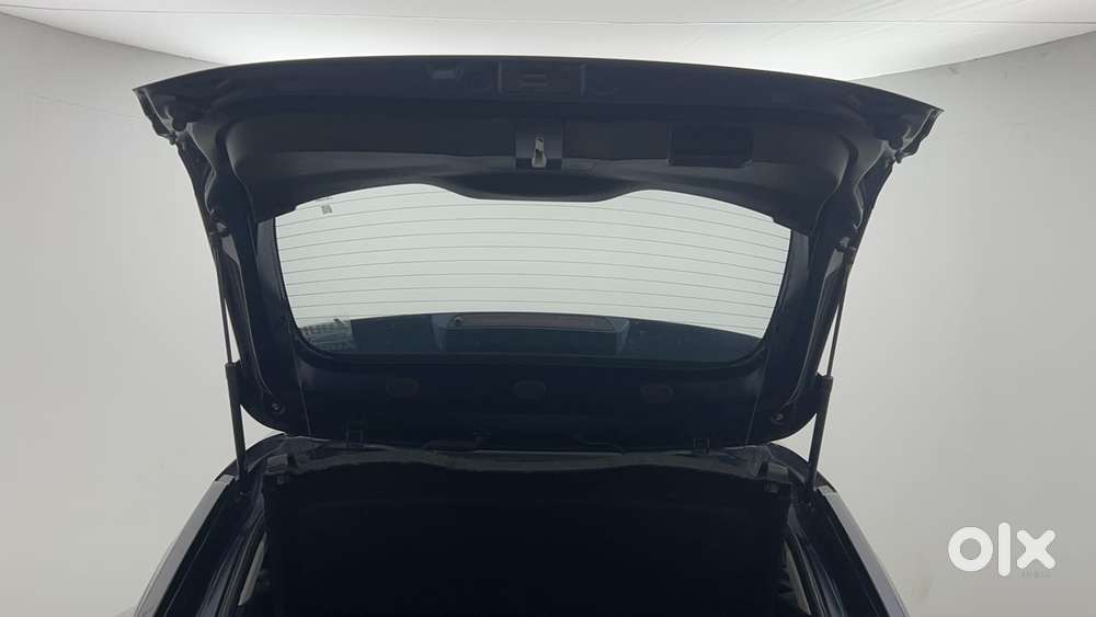 Maruti Suzuki Fronx Alpha 1.0l Turbo 6 At, 2023, Petrol