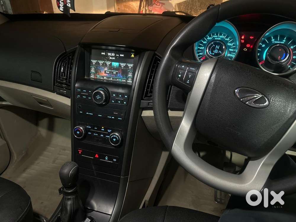 Mahindra Xuv500 2016 Diesel 49300 Km Driven