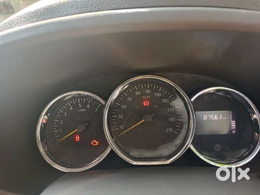 2015 Model Renault Lodgy Rxz