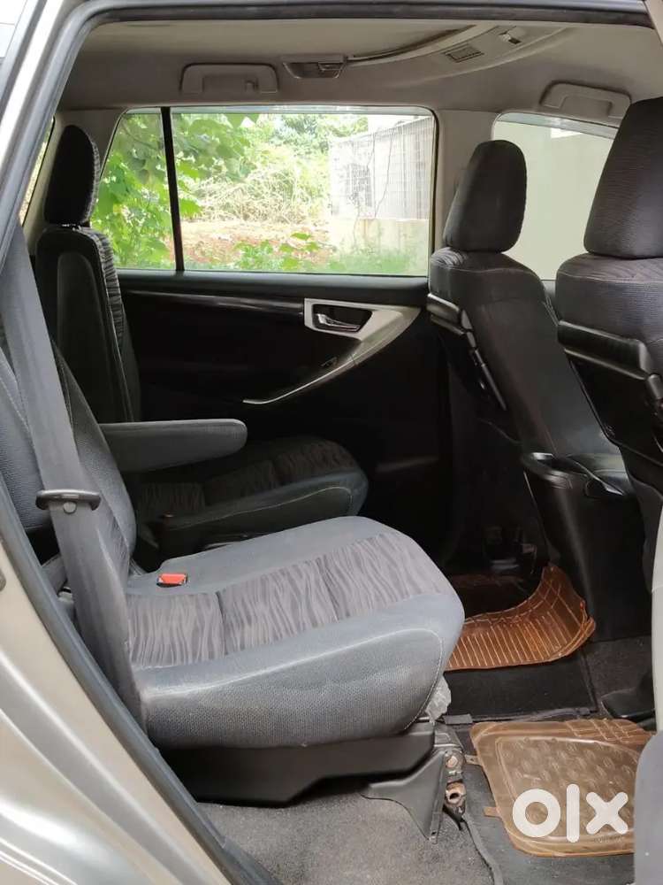 Toyota Innova Crysta 2016