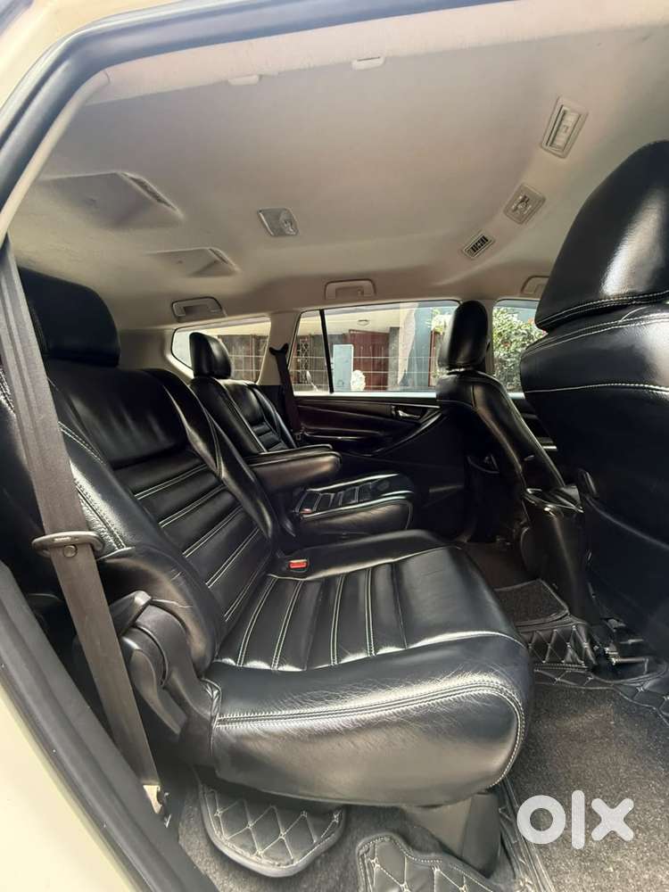 Toyota Innova Crysta 2.4 G Mt 7 Str, 2021, Diesel