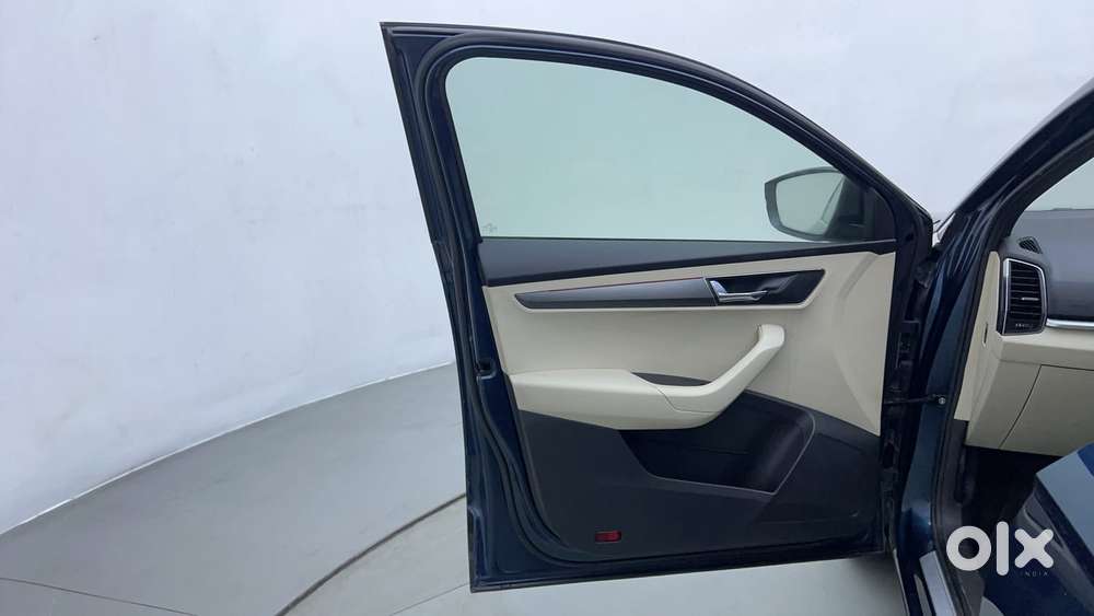 Skoda Karoq 1.5 Tsi, 2020, Petrol
