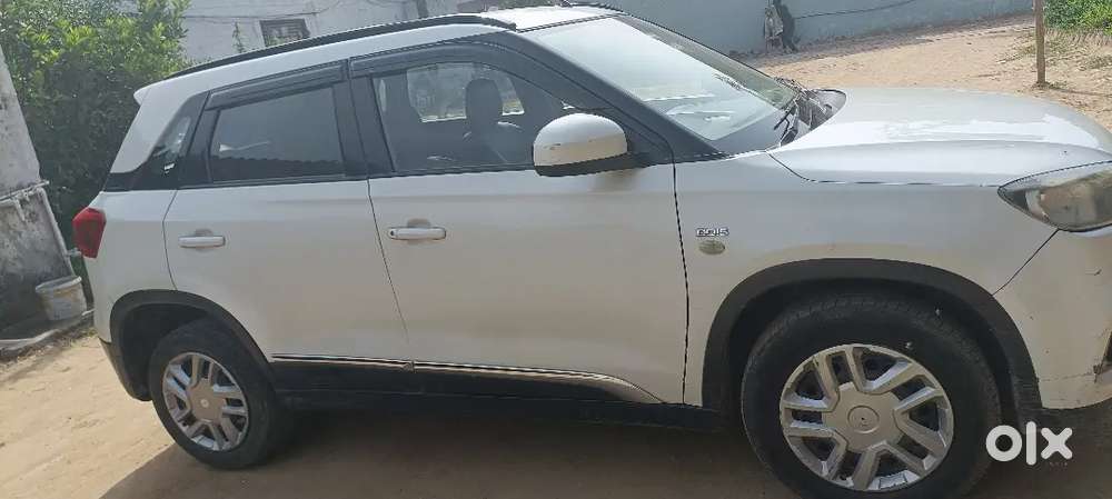 Maruti Suzuki Brezza 2016 Diesel 100000 Km Driven