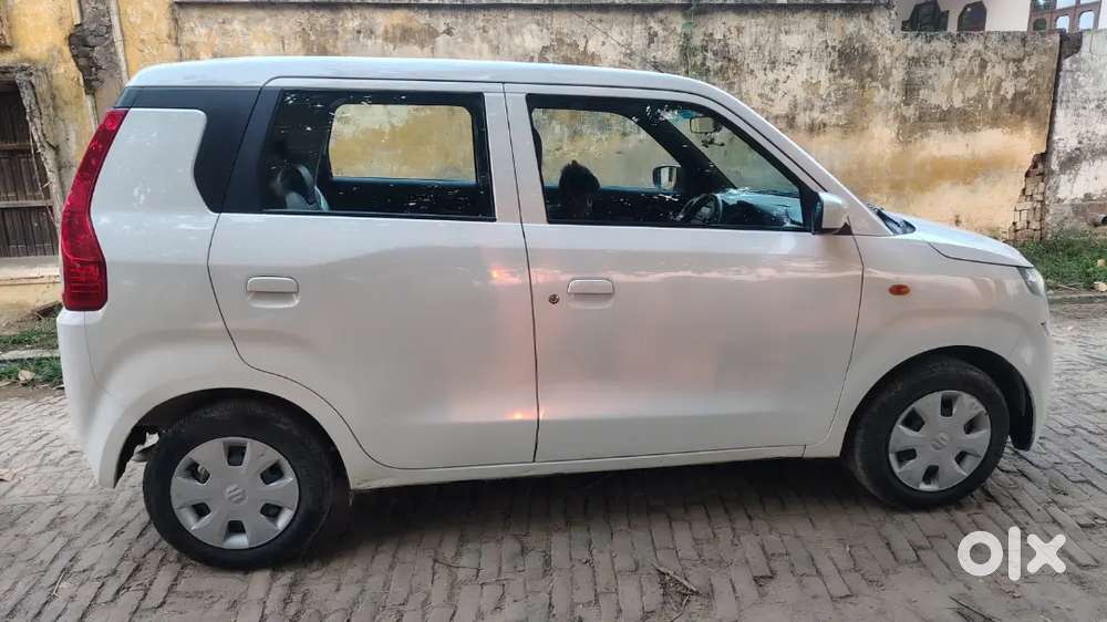New Condition 1st Owner