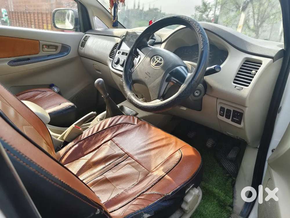 Toyota Innova 7 Str 2013 Diesel Manual