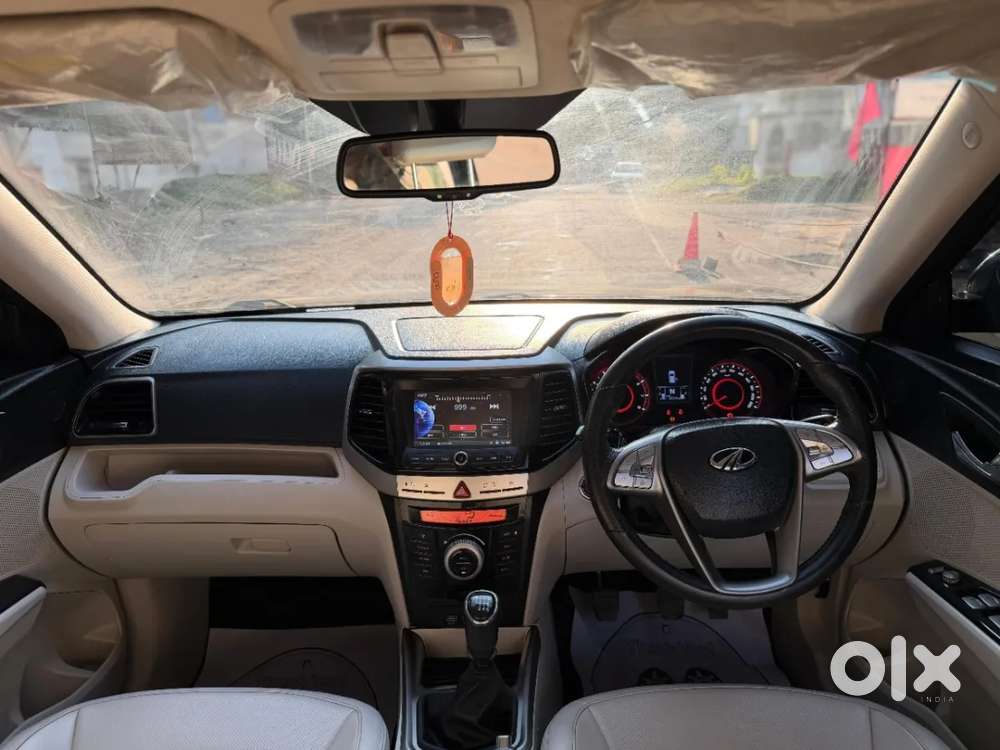 Mahindra Xuv300 W8 Option, 2022, Petrol