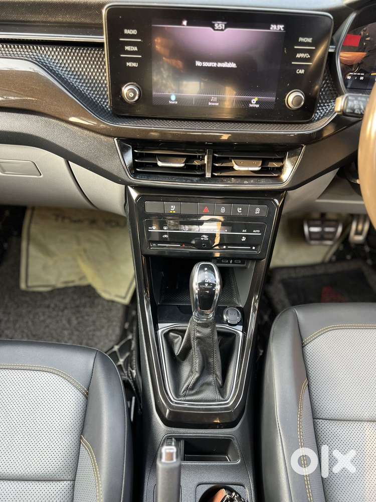 Skoda Kushaq 1.0 Tsi Style At (6 Airbags), 2022, Petrol