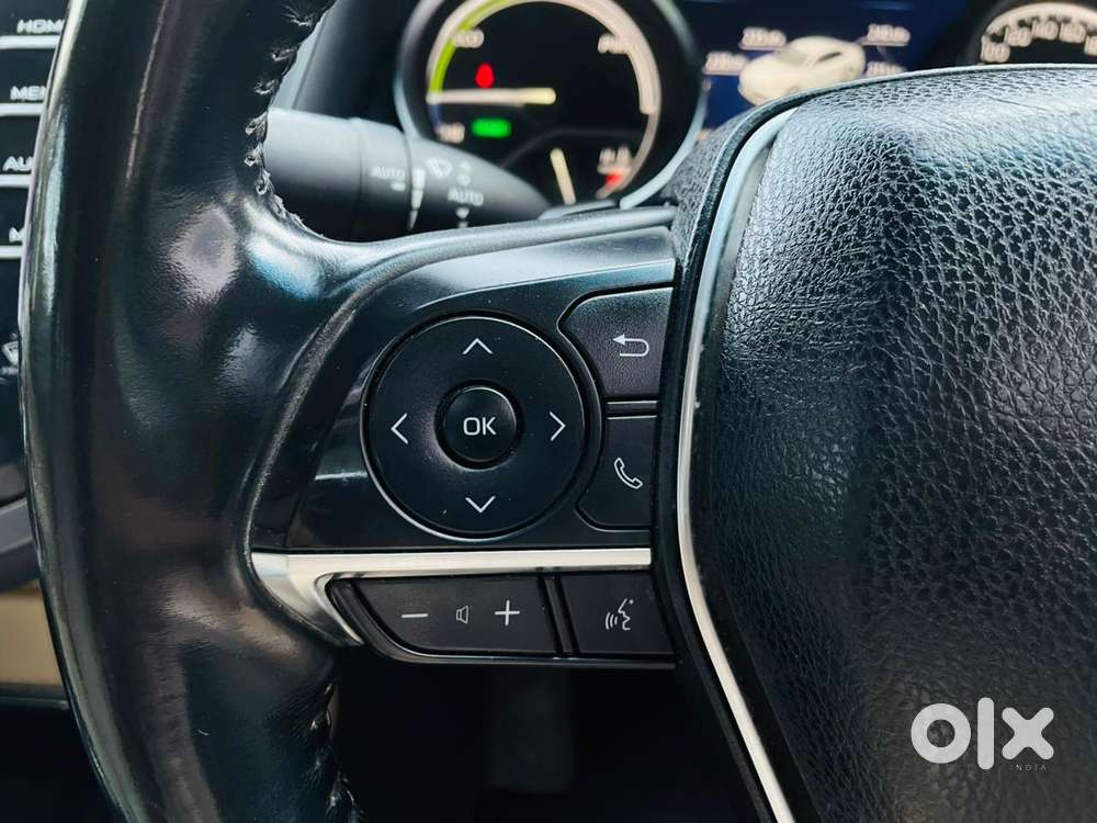 Toyota Camry Hybrid, 2020, Petrol