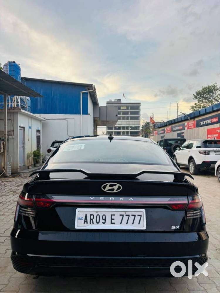 Hyundai Verna 1.5 Sx (o) Vtvt, 2023, Petrol