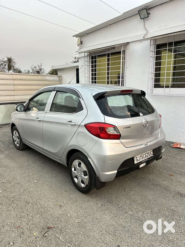 Tata Tiago 1.2 Revotron Xt (o), 2017, Petrol