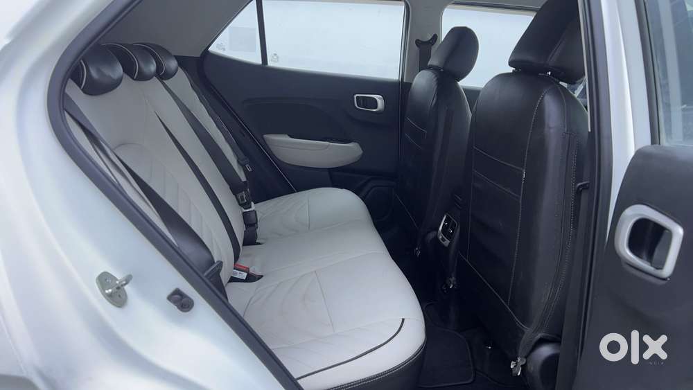 Hyundai Venue 1.0 Sx (o) Turbo Dct, 2023, Petrol