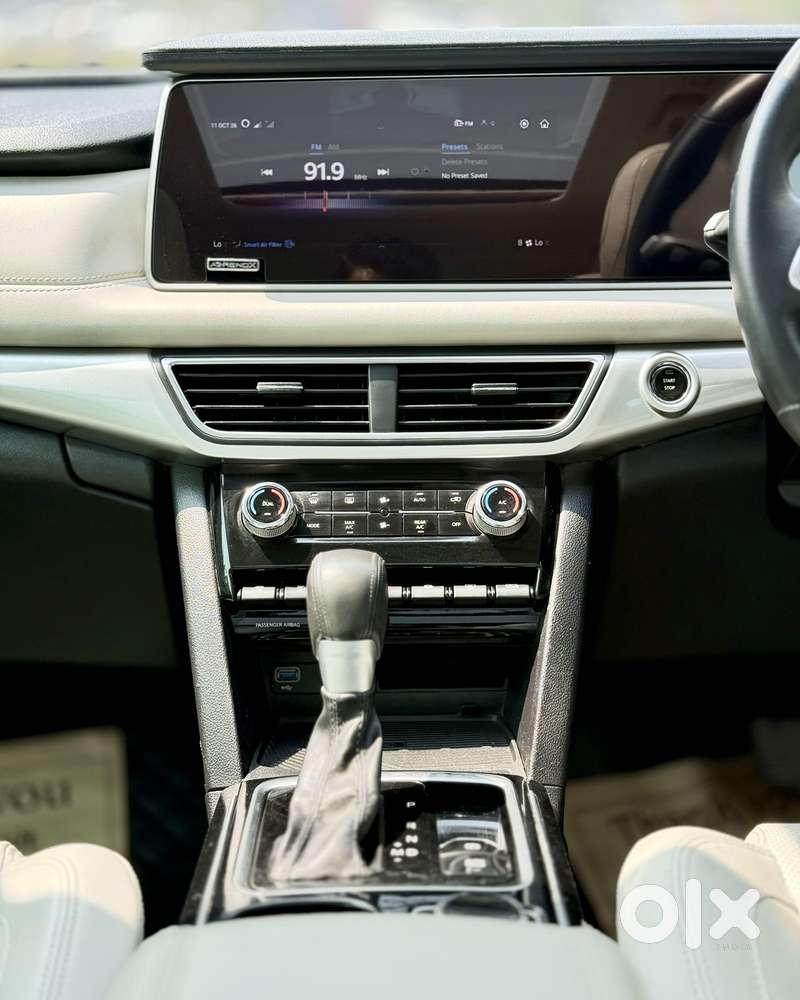 Mahindra Xuv700 Ax7 Luxury Pack Awd, 2023, Diesel