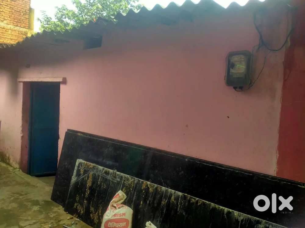 Purvi parasi wad-13 sonbhadra uttar pradesh house  sell 4BH room 18*65