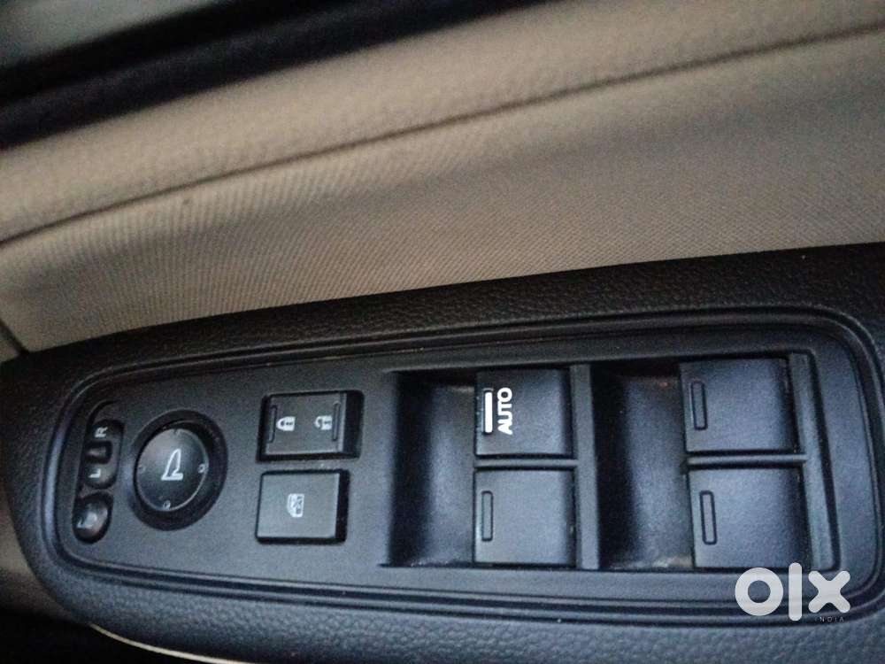 Honda Amaze 1.2 S (o) I-vtec At, 2019, Petrol