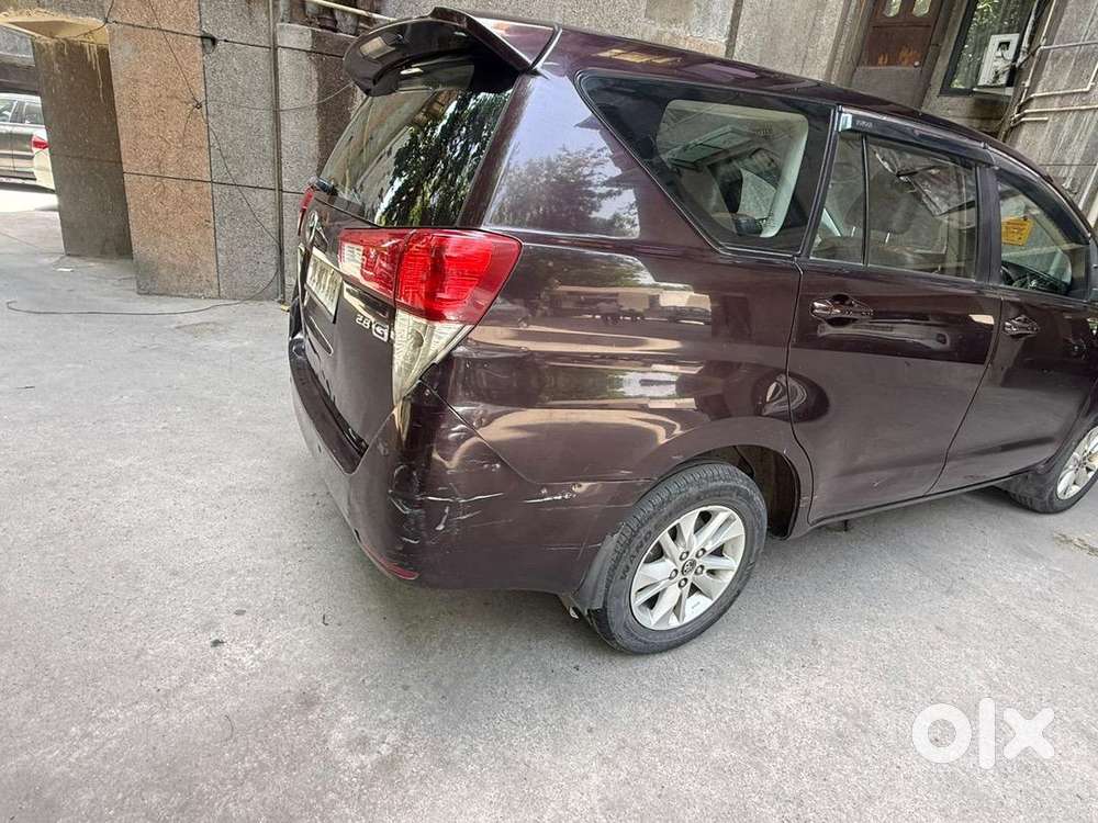 Toyota Innova Crysta 2017 Diesel 118000 Km Driven