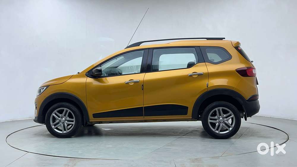Renault Triber Rxz Easy-r Amt, 2025, Petrol