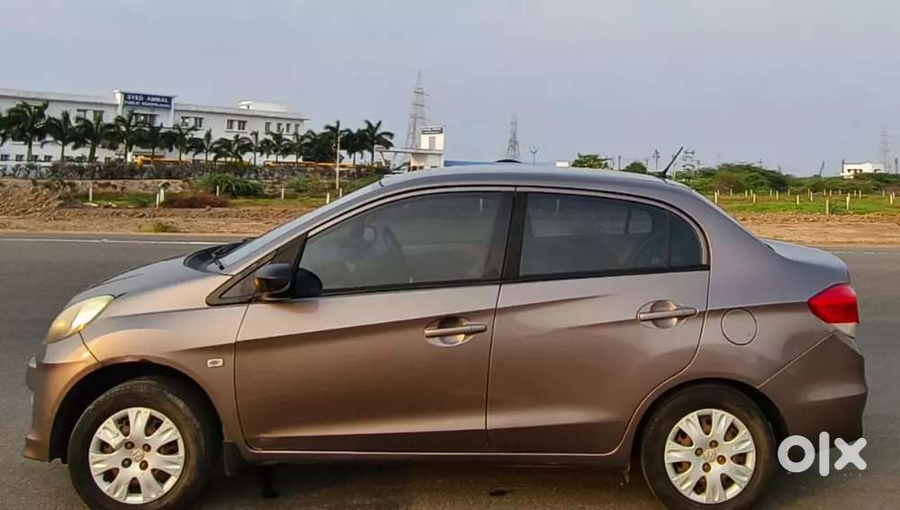 Honda Amaze 2014 Cng & Hybrids 130000 Km Driven
