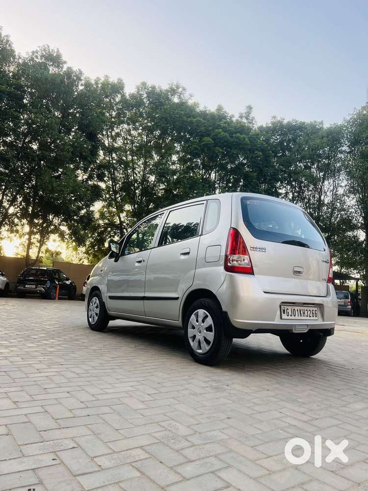 Maruti Suzuki Estilo Lxi Bs-iv, 2011, Petrol