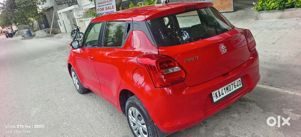 Maruti Suzuki Swift 2022 Petrol 36121 Km Driven