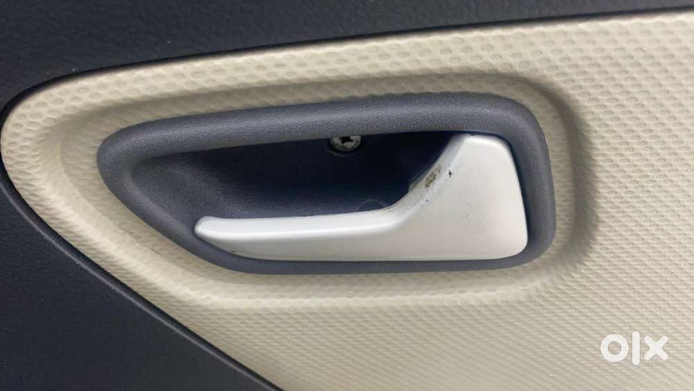 Maruti Suzuki Alto K10 Vxi Amt, 2015, Petrol