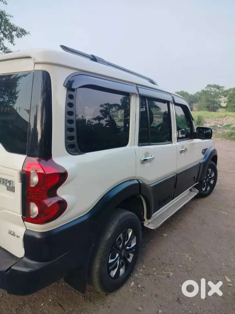 Mahindra Scorpio 2.5 2015