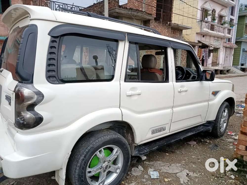 Mahindra Scorpio 1.99 2015