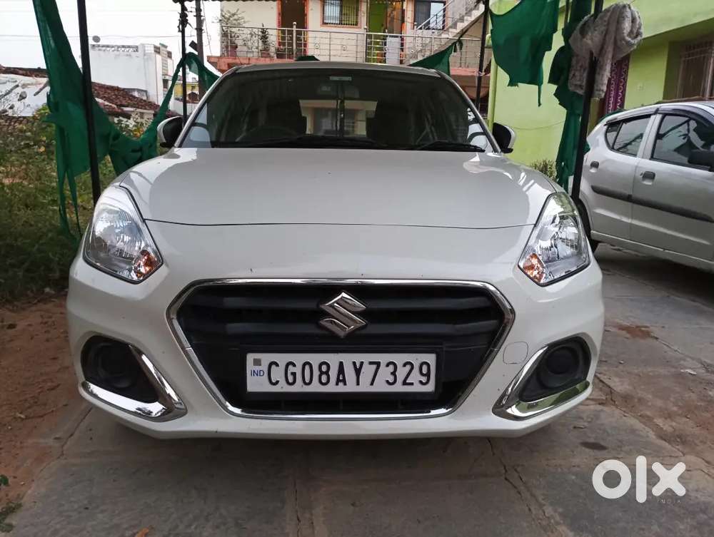 Maruti Suzuki Dzire Desember 2023 Petrol 26000 Km Driven
